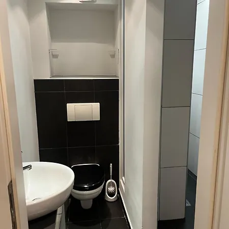 Alina Aparthotel *